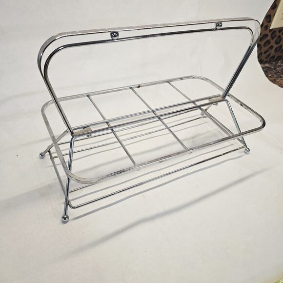 Mid Century Dorothy Thorpe 8 Slot Silver Floral Embossed Metal Glass Caddy - Picture 2 of 10